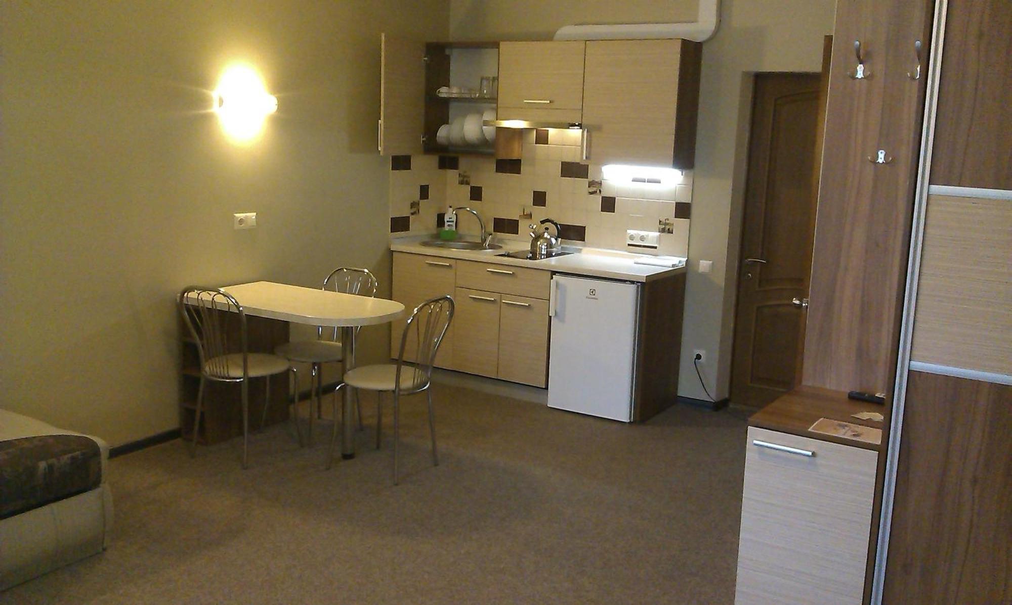Yuzhniy Dvorik Lejlighedshotel Odessa Eksteriør billede