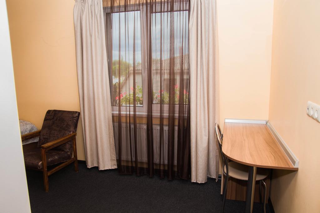 Yuzhniy Dvorik Lejlighedshotel Odessa Eksteriør billede
