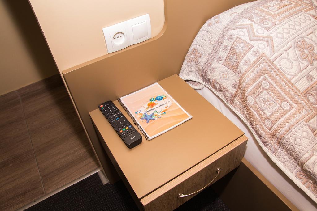 Yuzhniy Dvorik Lejlighedshotel Odessa Eksteriør billede