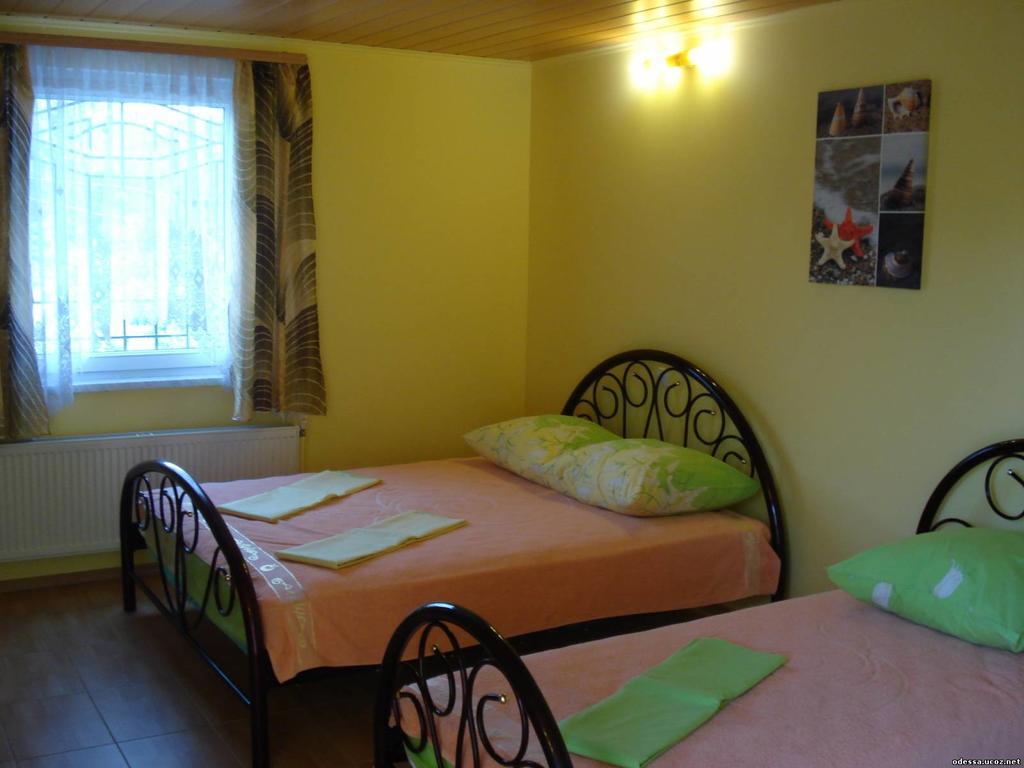 Yuzhniy Dvorik Lejlighedshotel Odessa Eksteriør billede